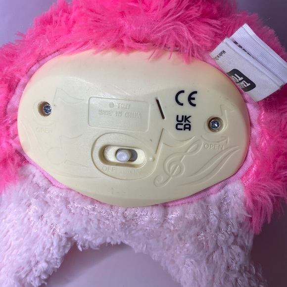 🩷💜💚 | TAKARA TOMY |  Rizmo Toy Furry | Interactive & Evolving - Picture 7 of 15